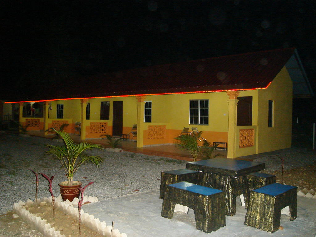 Nr Langkawi Motel Pantai Cenang  Buitenkant foto