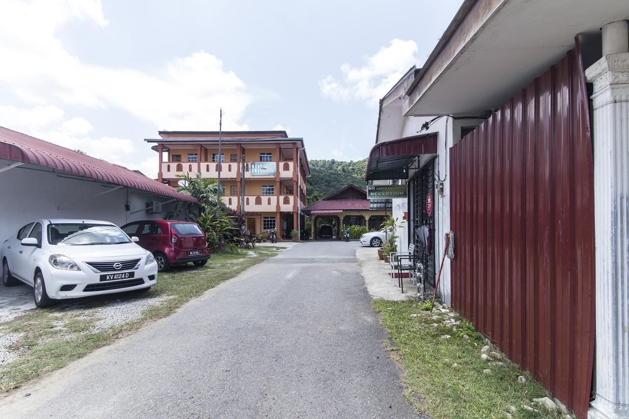 Nr Langkawi Motel Pantai Cenang  Buitenkant foto